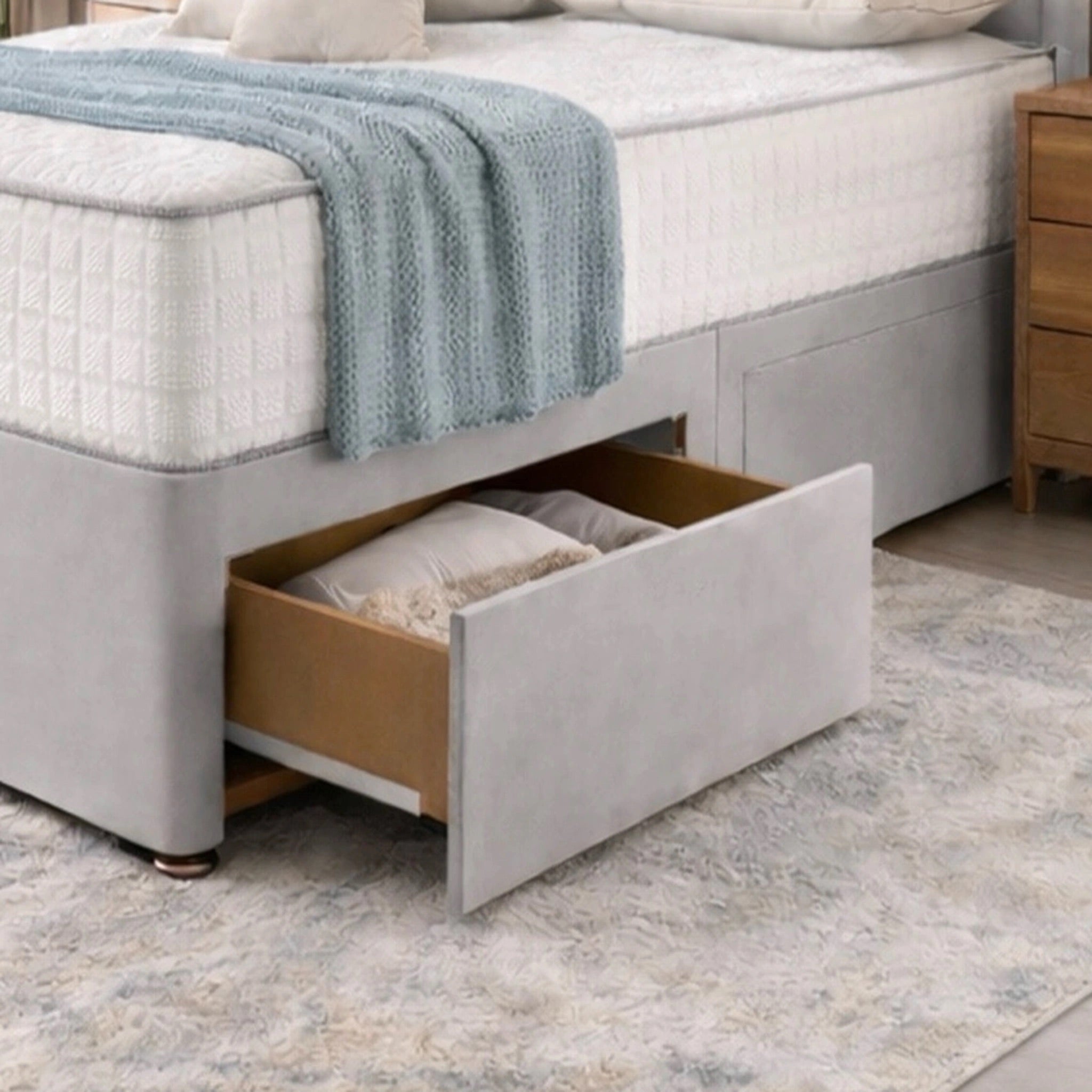 Havana Divan Bed